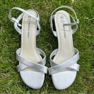 White Stag Silver Heels